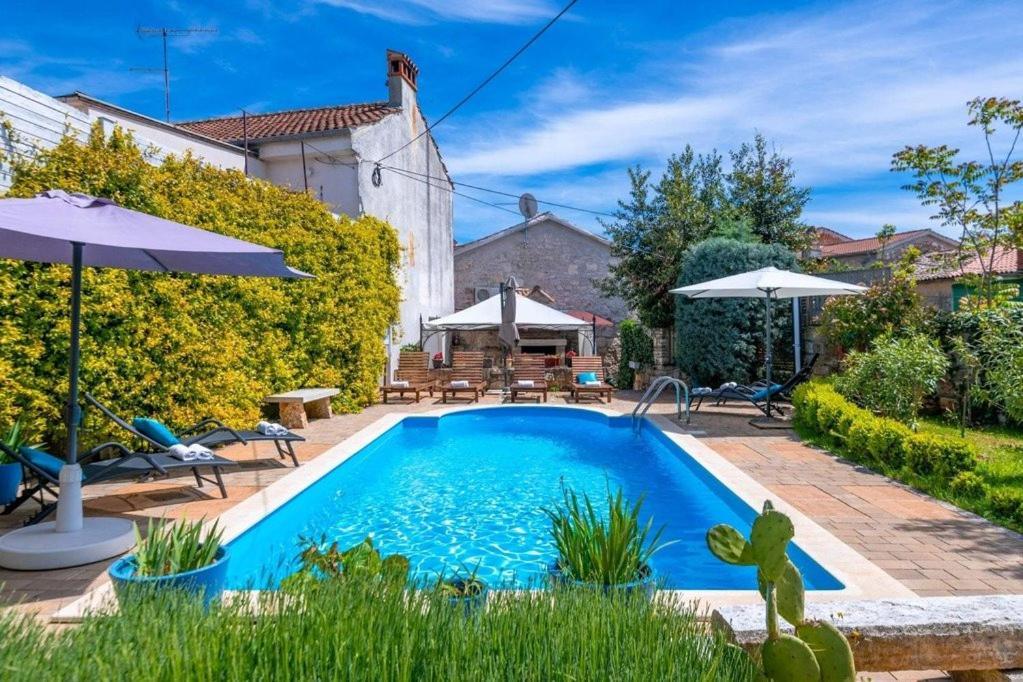Villa Kazun With Private Pool And Two Gardens Marcana Exterior photo